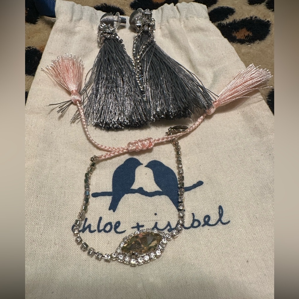 Chloe & Isabel set